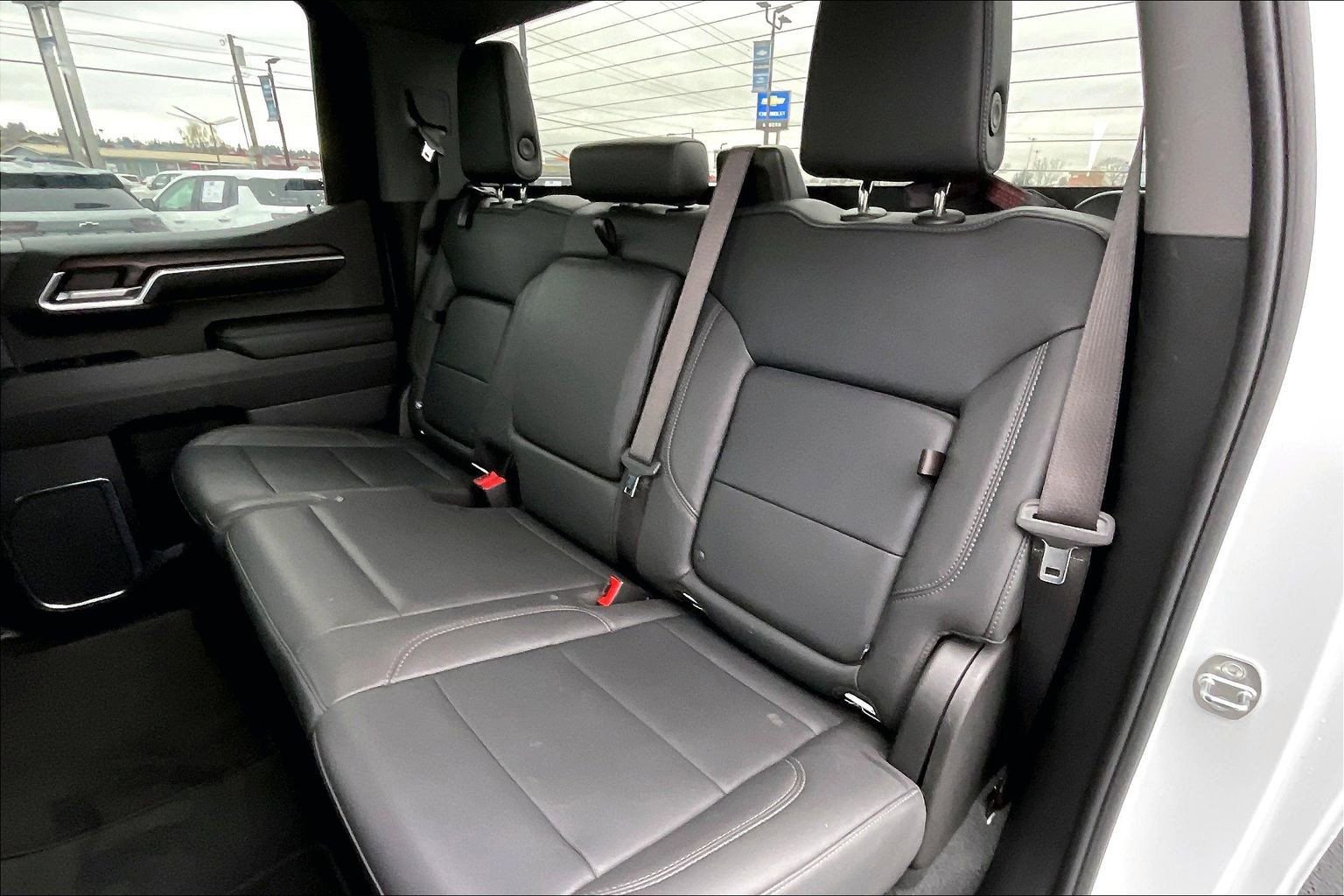 Used 2024 GMC Sierra 1500 SLT image 23