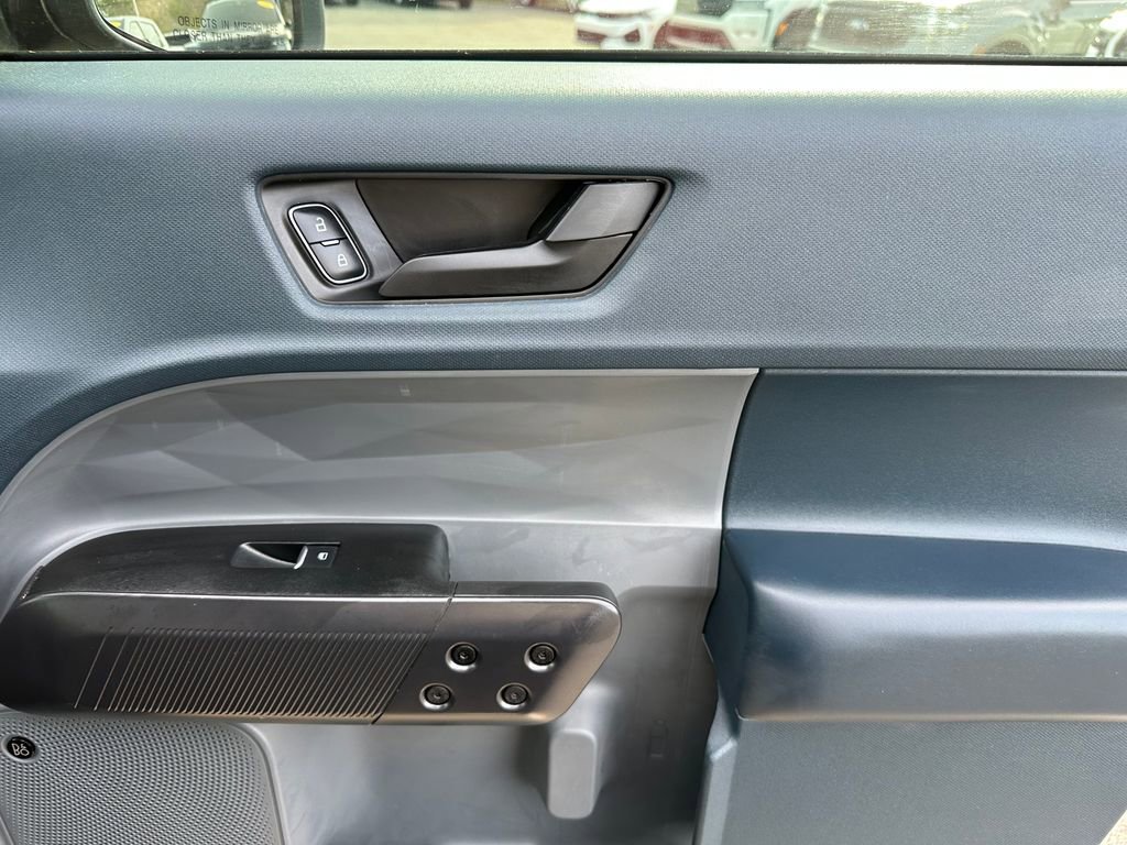 Used 2023 Ford Maverick Lariat w/ Lariat Luxury Package image 38