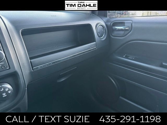 Used 2012 Jeep Compass Sport image 12