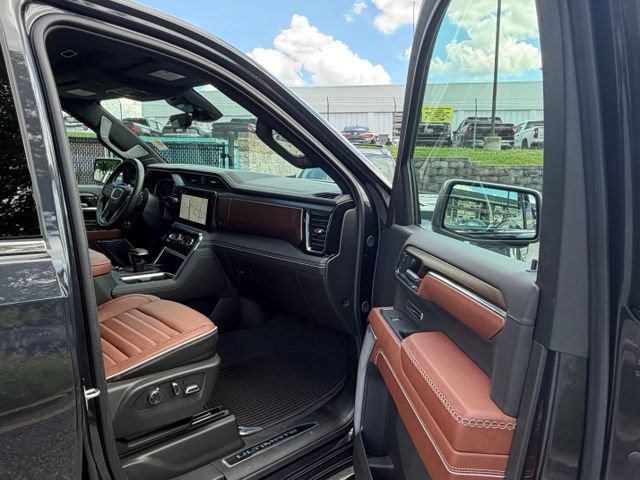 Used 2024 GMC Sierra 1500 Denali Ultimate AWD/4WD image 26