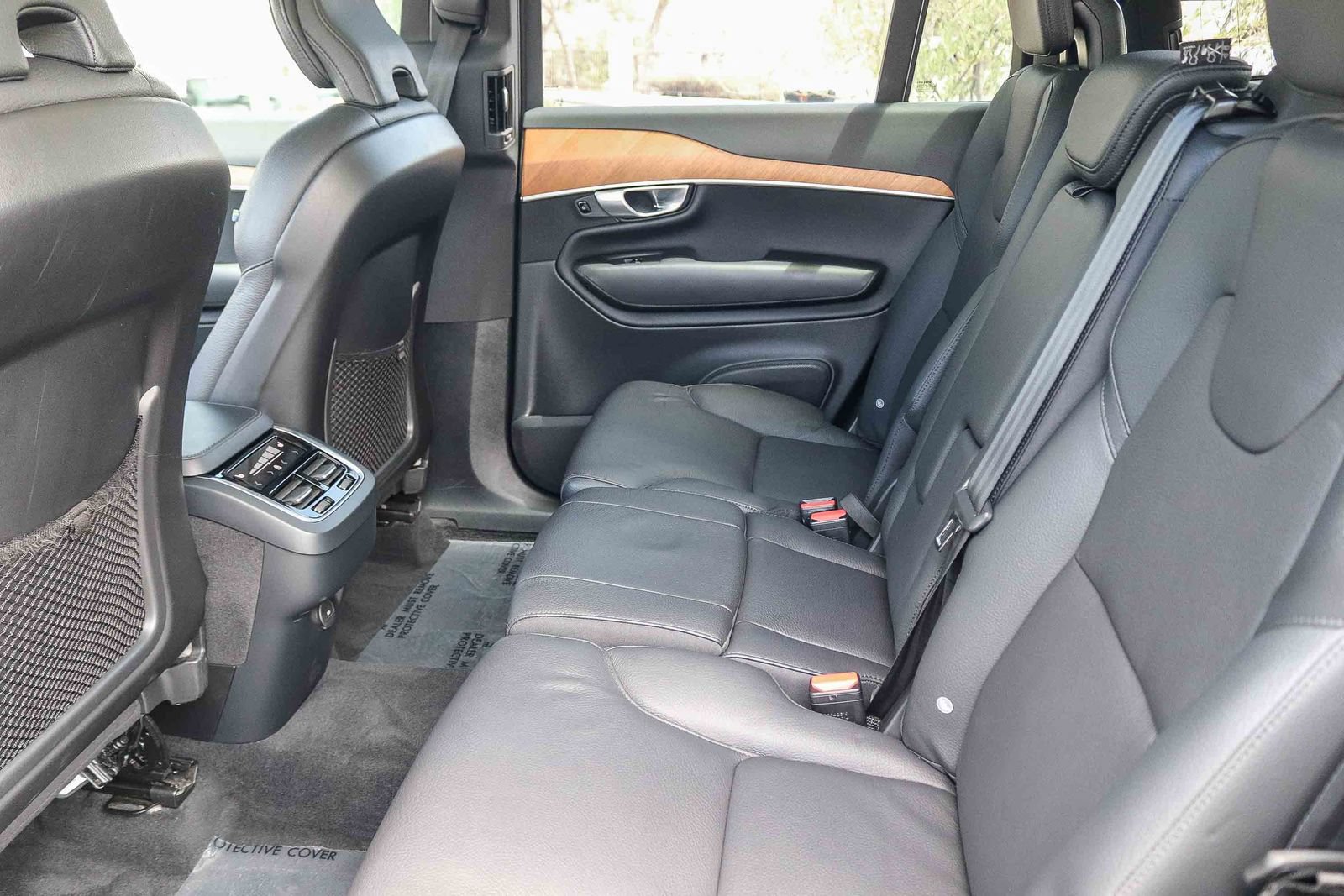 Used 2024 Volvo XC90 B6 Plus w/ Protection Package Premier AWD/4WD image 19