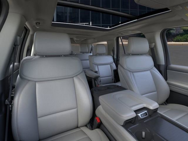 New 2025 Ford Expedition Max Active image 10
