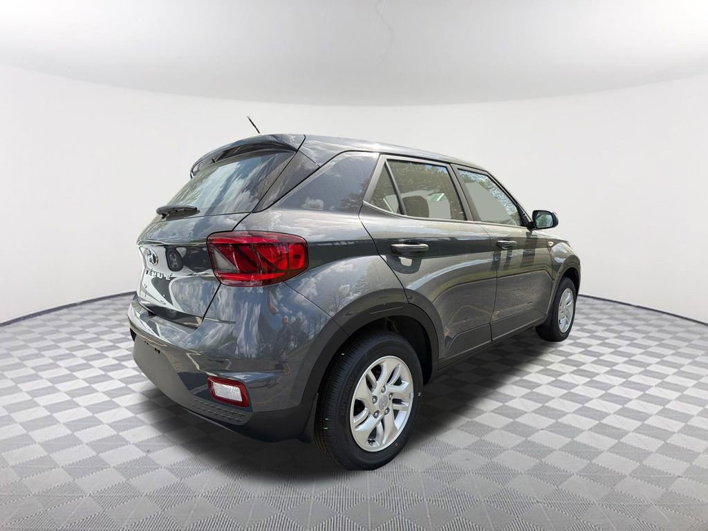 New 2026 Hyundai Venue SE image 5