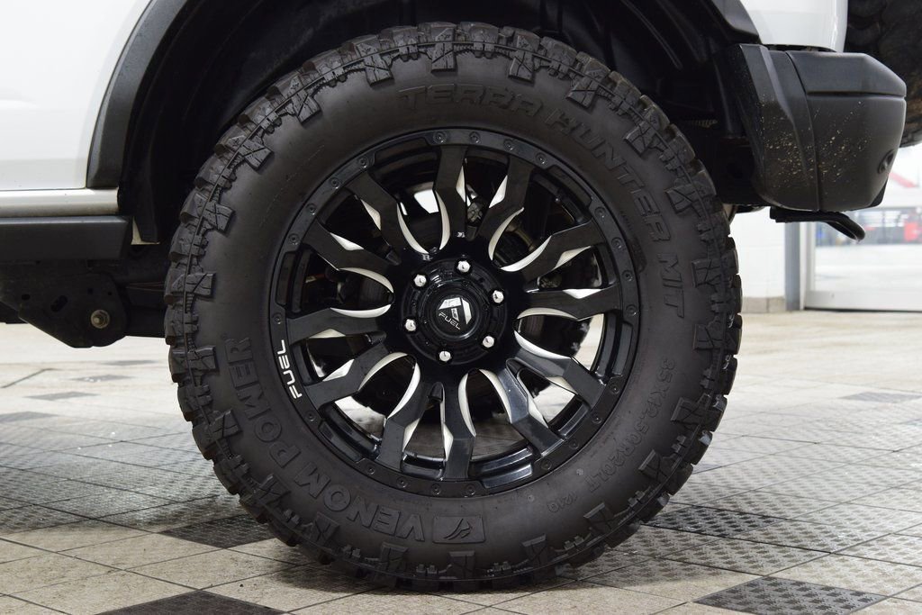 Used 2022 Ford Bronco Black Diamond w/ Sasquatch Package image 23