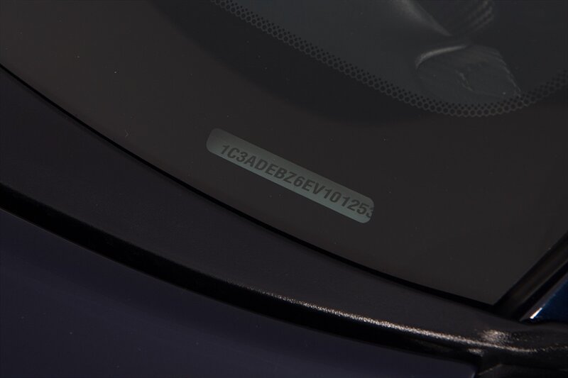 Used 2014 SRT Viper GTS w/ GTS Laguna Interior Package RWD image 50