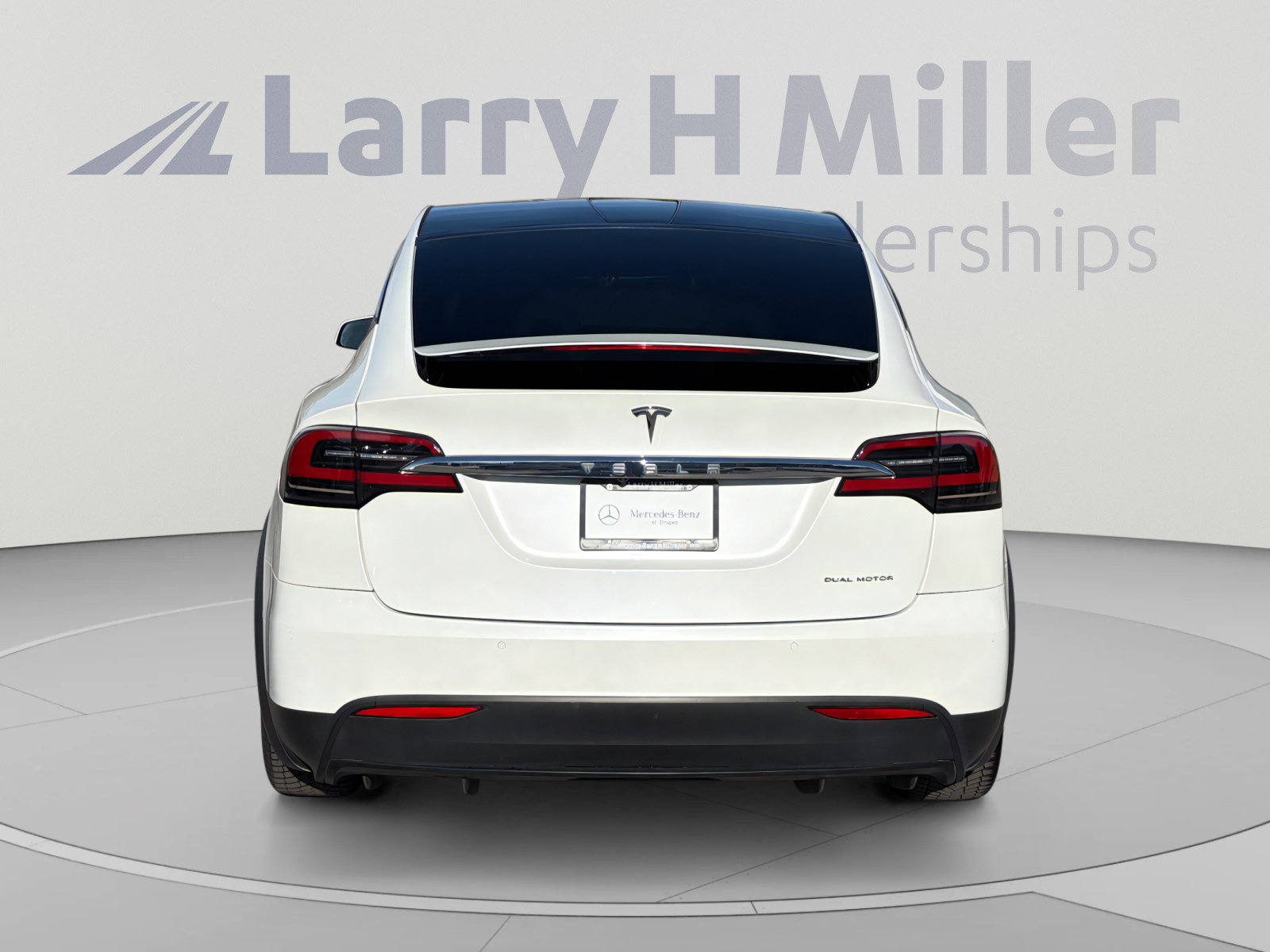 Used 2019 Tesla Model X Long Range AWD/4WD image 4