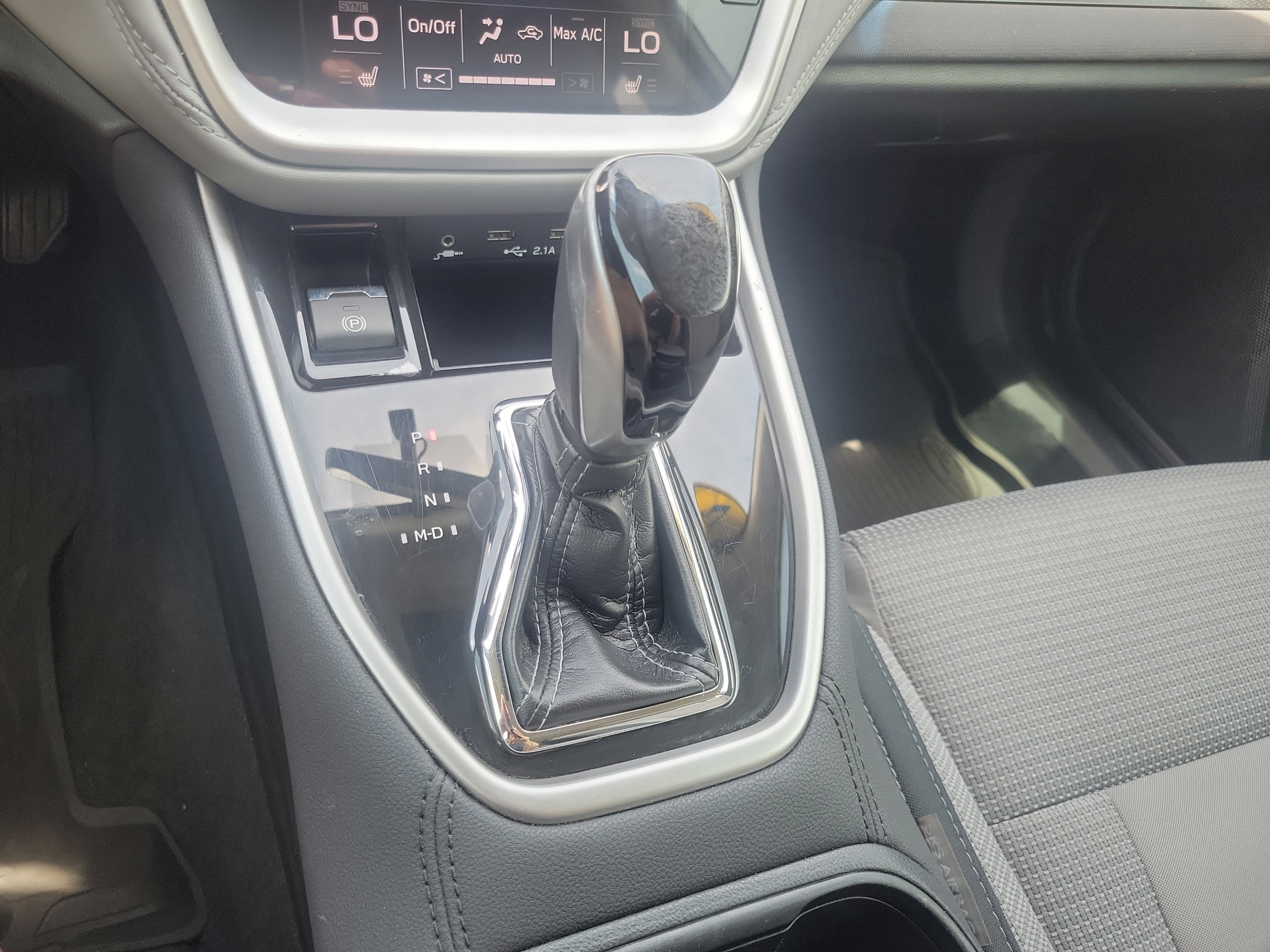 Used 2020 Subaru Outback Premium AWD/4WD image 32
