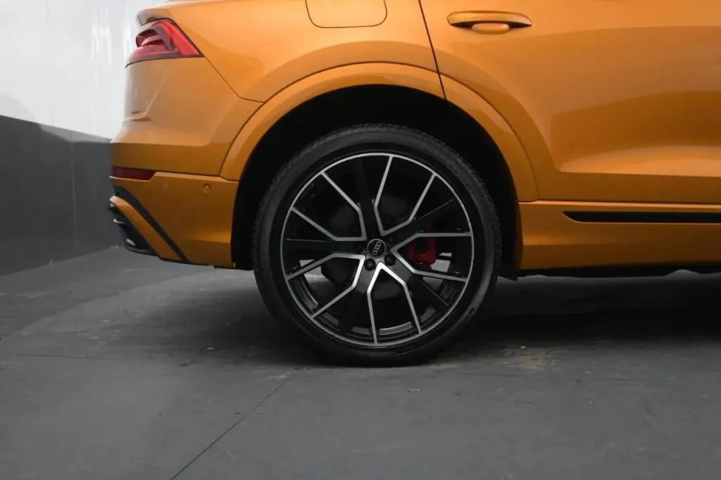 Used 2021 Audi Q8 Premium Plus AWD/4WD image 20