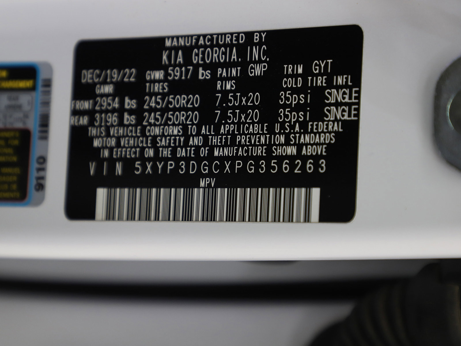 Used 2023 Kia Telluride EX w/ EX Captain's Chair Package image 27