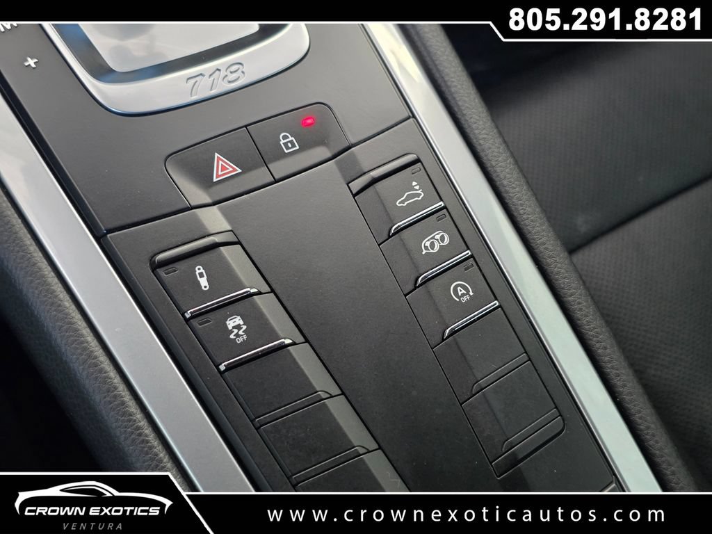Used 2021 Porsche 718 Cayman S w/ Premium Package RWD image 25