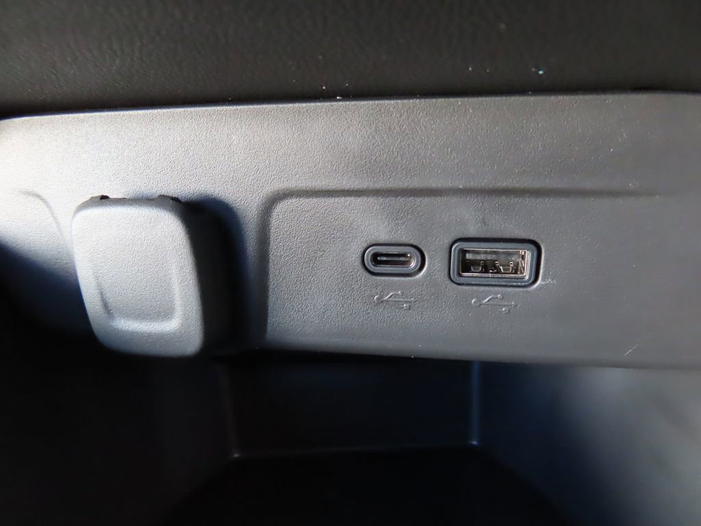 New 2026 Chevrolet Trax LT w/ LT Convenience Package image 9