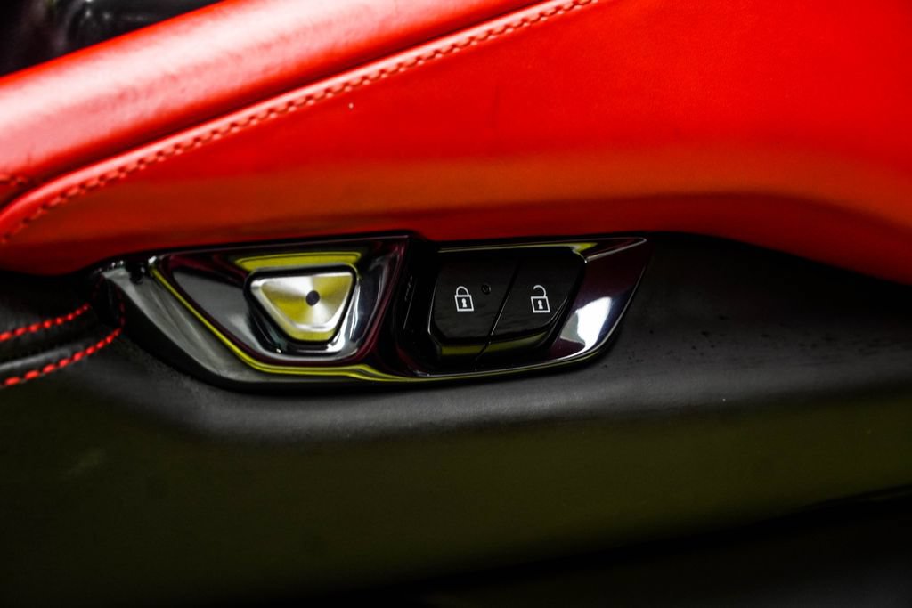 Used 2023 Chevrolet Corvette Stingray Premium Conv w/ Z51 Performance Package RWD image 48