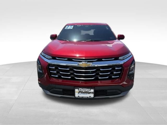 Used 2025 Chevrolet Equinox LT FWD image 2