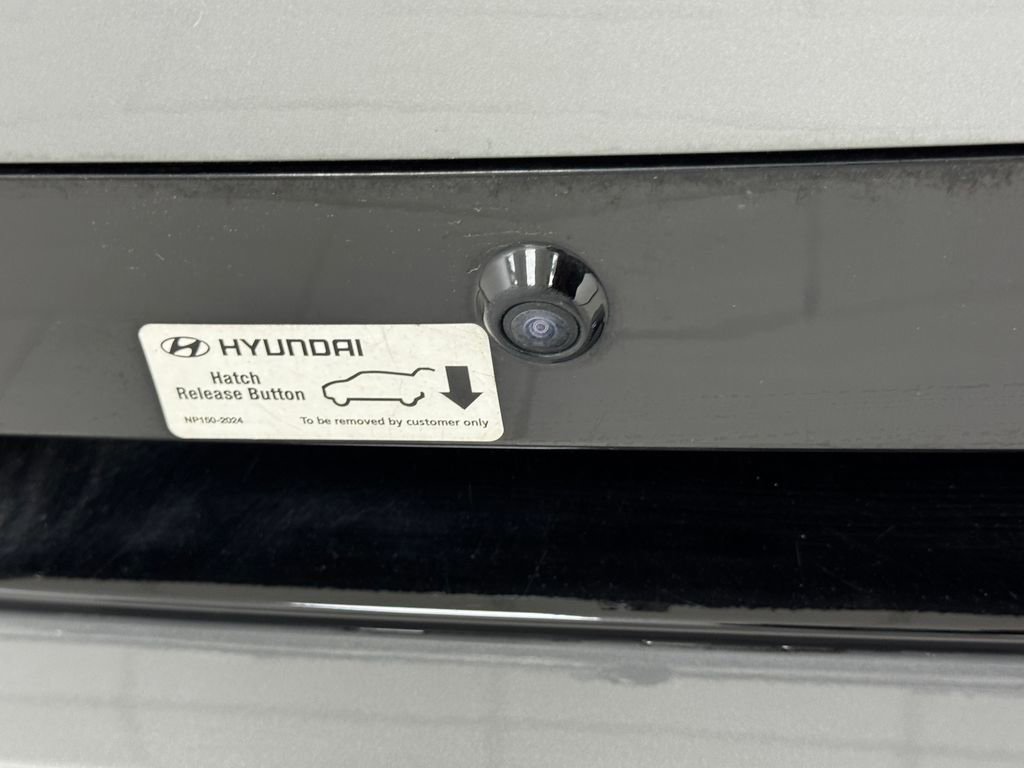 Used 2024 Hyundai Santa Fe Limited image 36