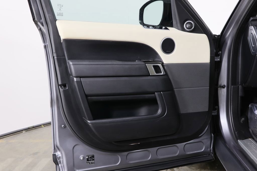 Used 2022 Land Rover Range Rover Sport HSE Silver Edition image 19