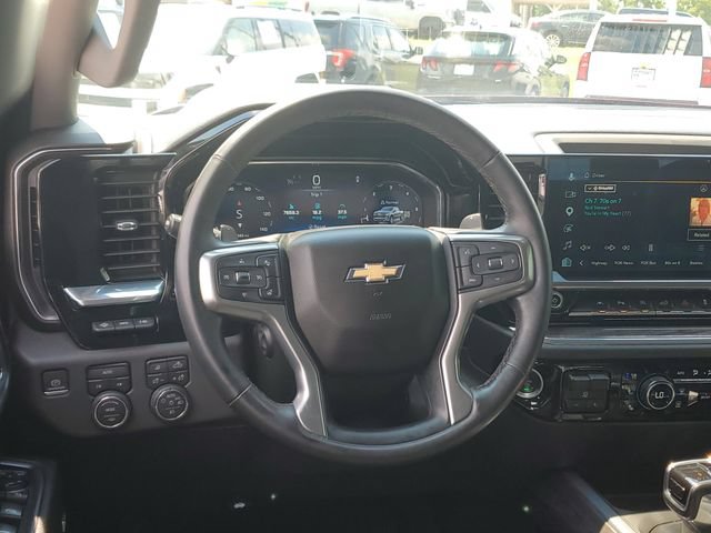 Used 2023 Chevrolet Silverado 1500 LTZ w/ Technology Package AWD/4WD image 12
