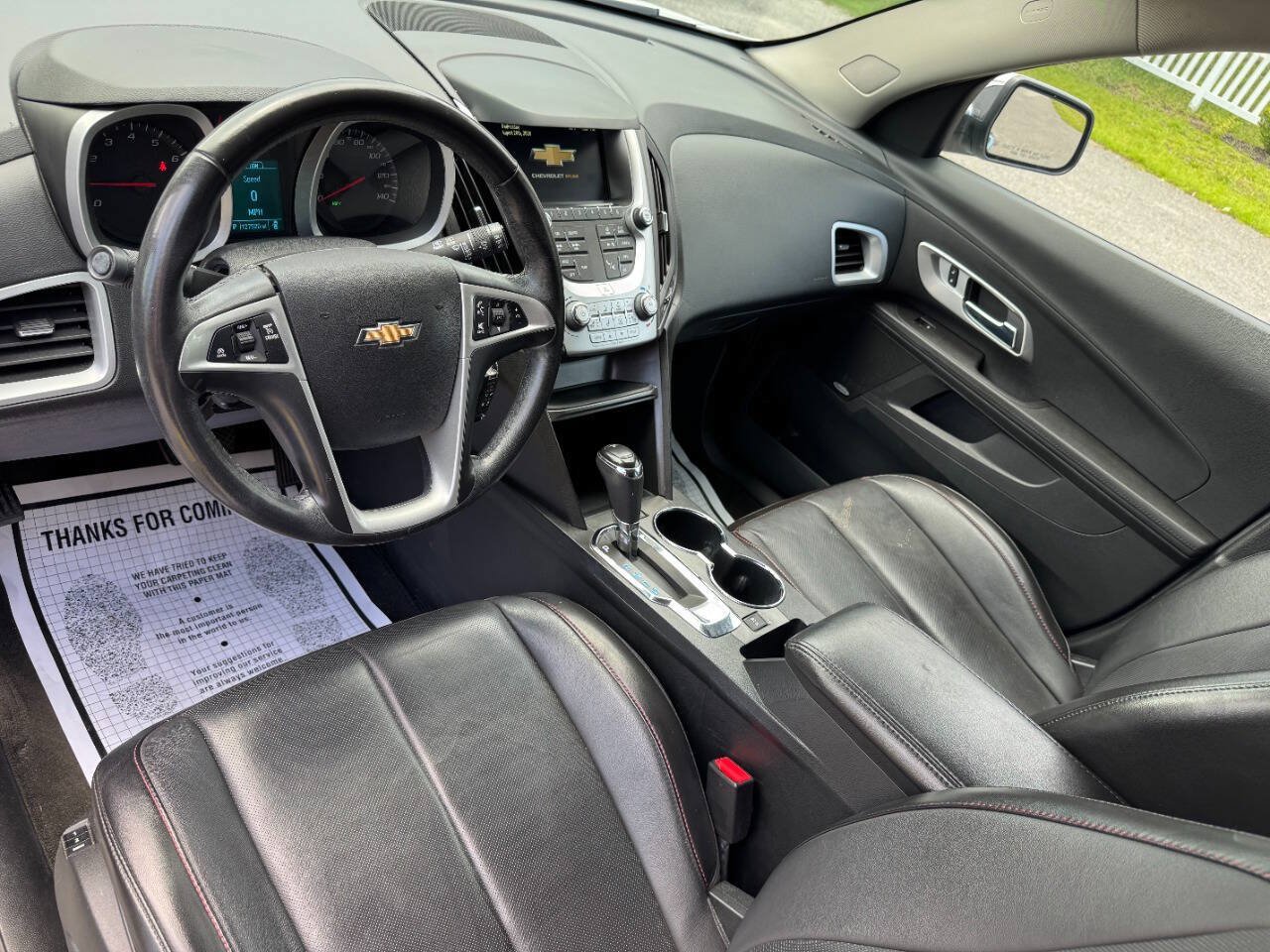 Used 2017 Chevrolet Equinox Premier w/ Enhanced Convenience Package AWD/4WD image 11