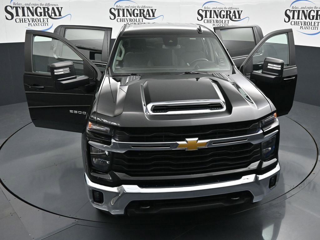 Used 2025 Chevrolet Silverado 2500 LT w/ Convenience Package image 25