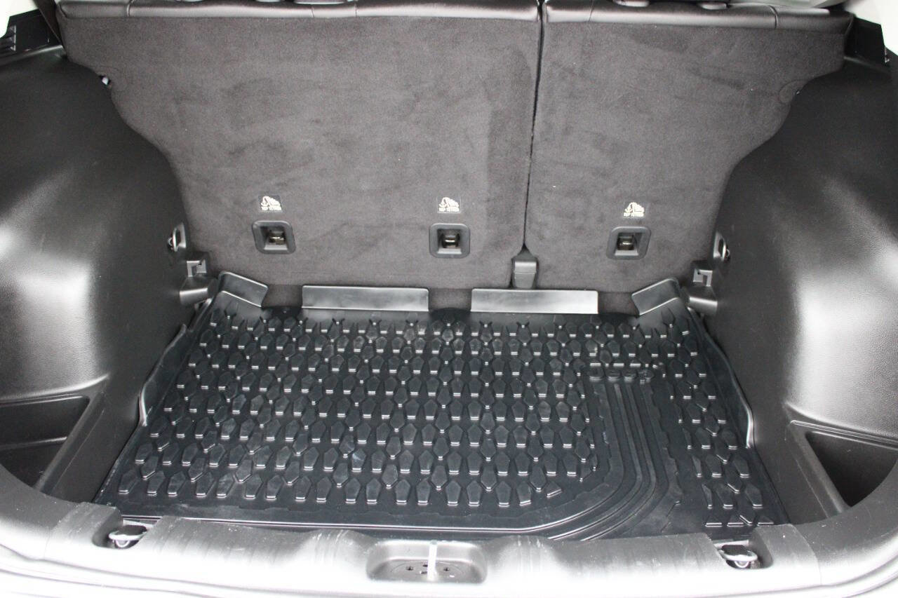 Used 2021 Jeep Compass Latitude AWD/4WD image 12