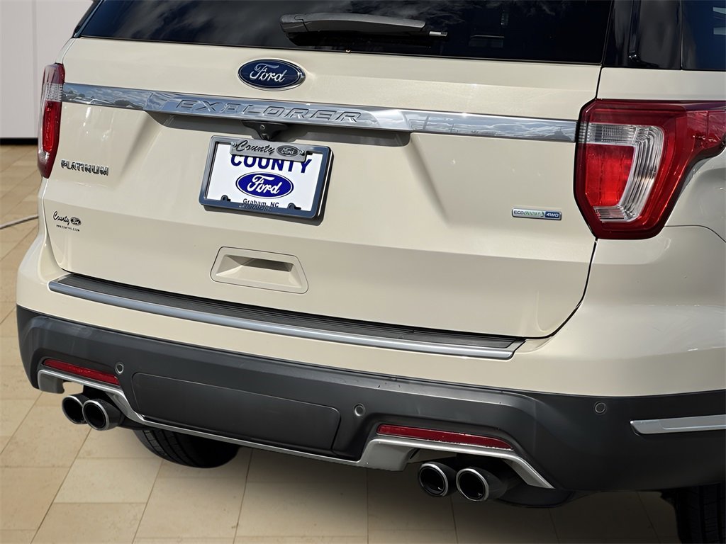 Used 2018 Ford Explorer Platinum image 43