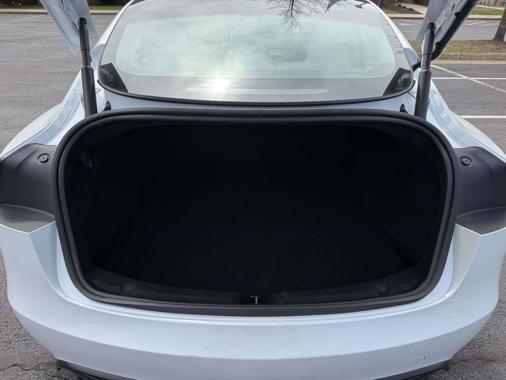Used 2025 Tesla Model 3 Performance image 31
