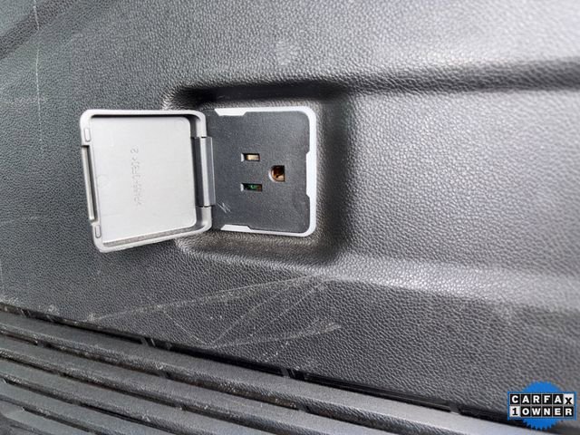 Used 2023 Chevrolet Suburban Z71 image 28