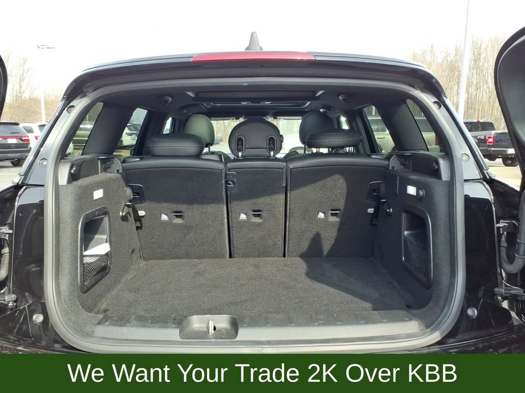 Used 2022 MINI Cooper Clubman S w/ Premium Package image 24