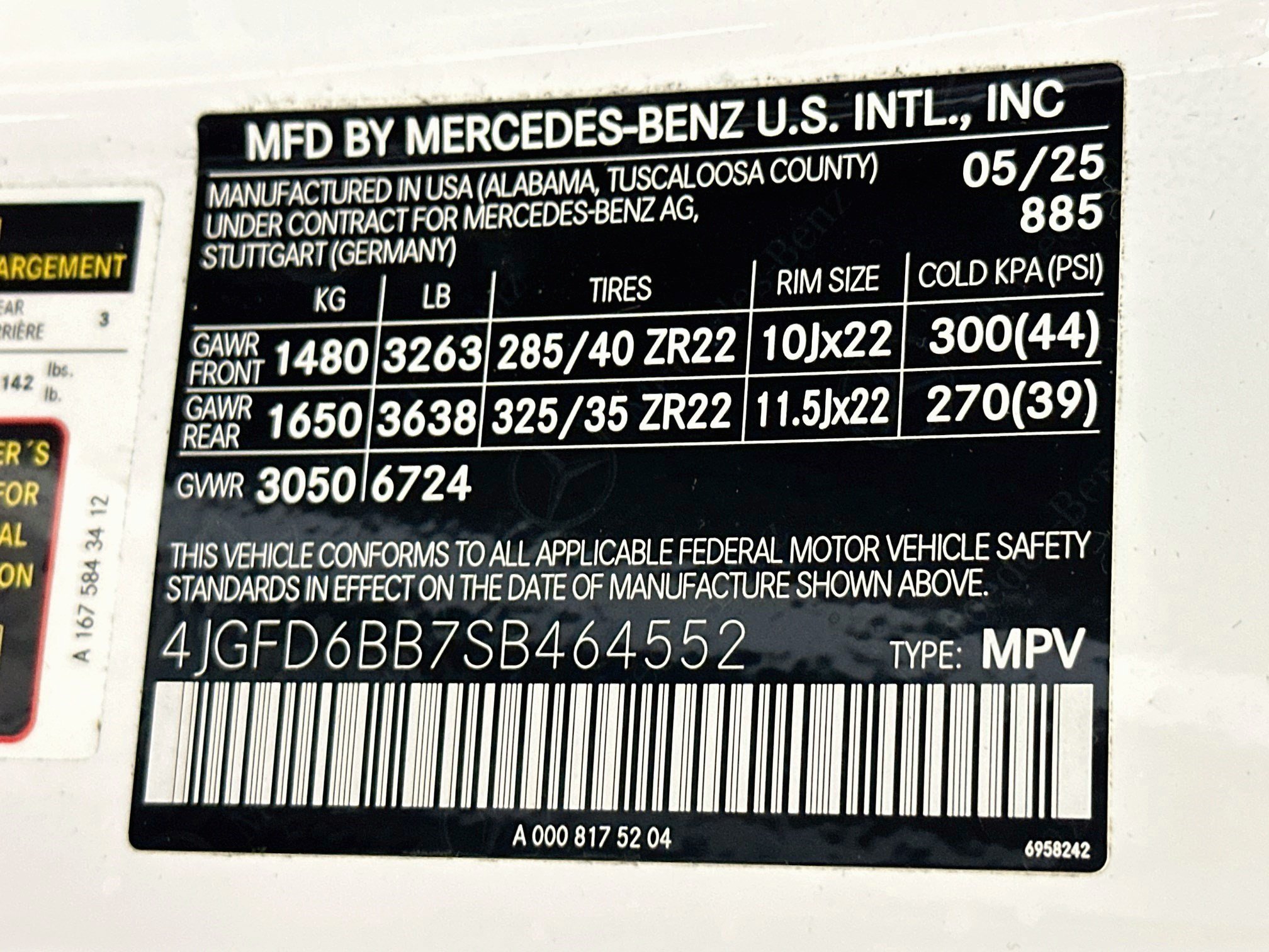Used 2025 Mercedes-Benz GLE 53 AMG 4MATIC Coupe w/ Driver Assistance Package image 37