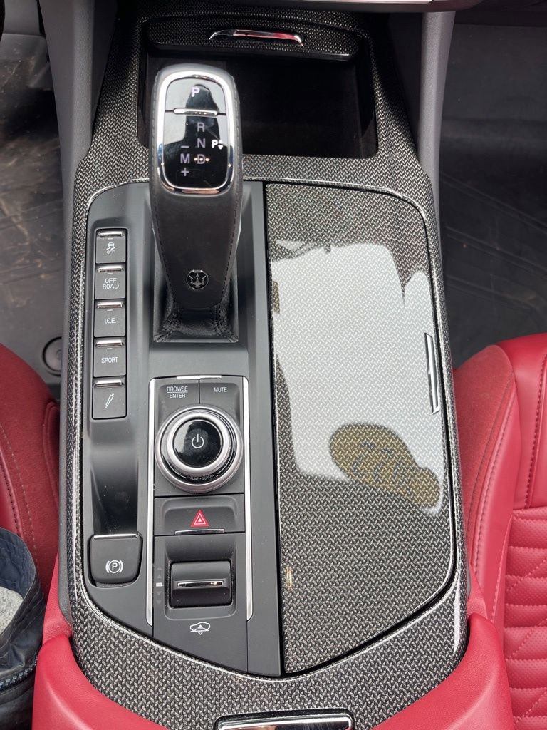 Used 2022 Maserati Levante Modena image 18