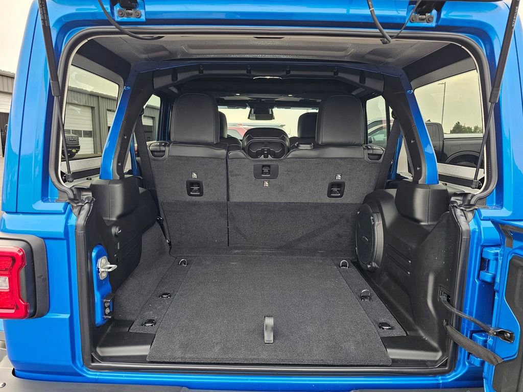 New 2025 Jeep Wrangler Unlimited Rubicon image 21