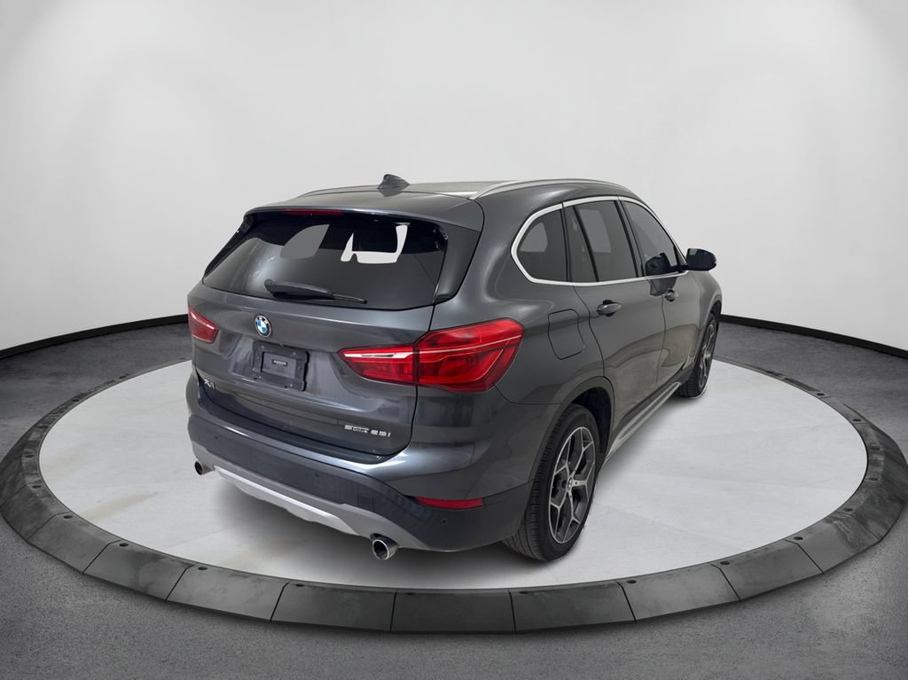 Used 2019 BMW X1 sDrive28i w/ Convenience Package FWD image 5