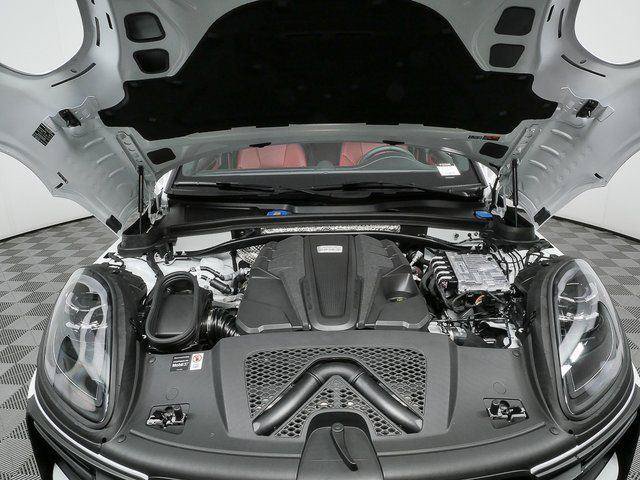New 2026 Porsche Macan S AWD/4WD image 34