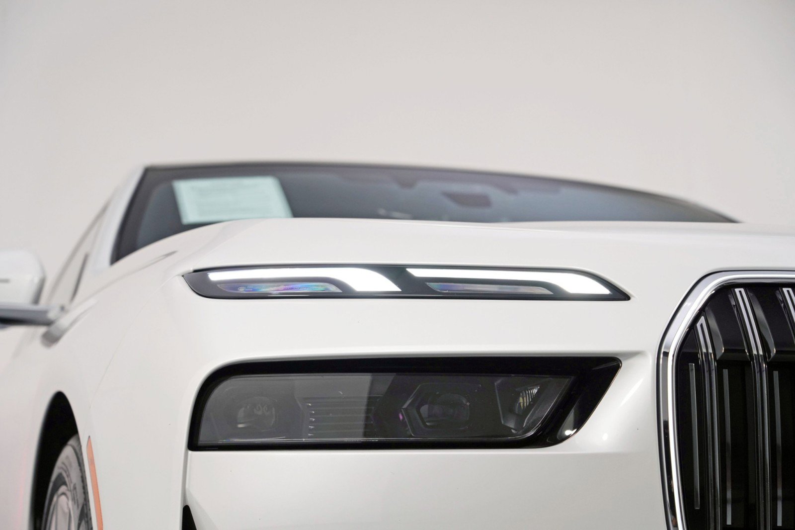 Used 2023 BMW i7 xDrive60 image 72