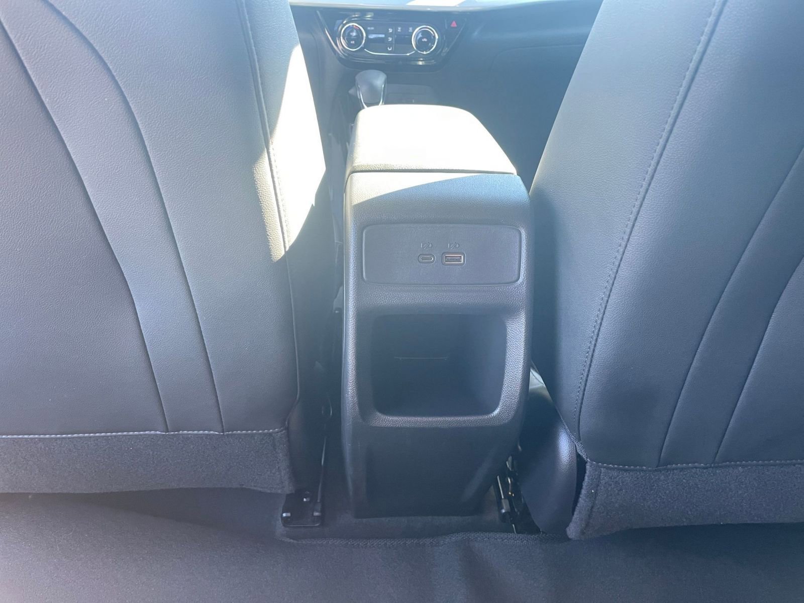 Used 2025 Chevrolet Trax LT image 24