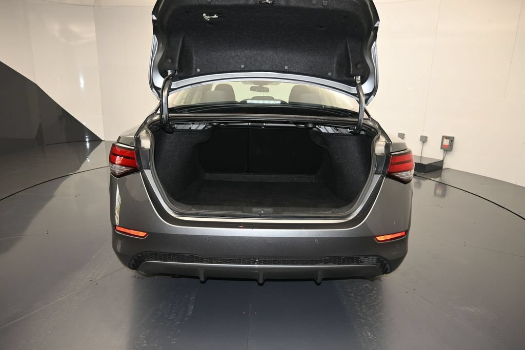Used 2024 Nissan Sentra SV FWD image 24
