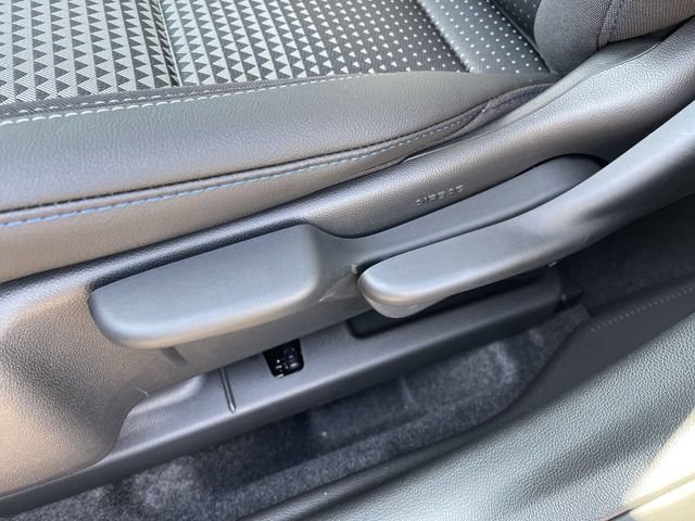 New 2026 Chevrolet Trax LT w/ Sunroof Package FWD image 12