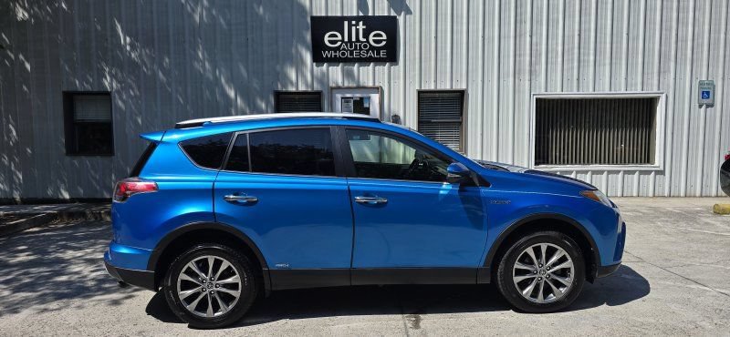 Used 2016 Toyota RAV4 Limited AWD/4WD image 6