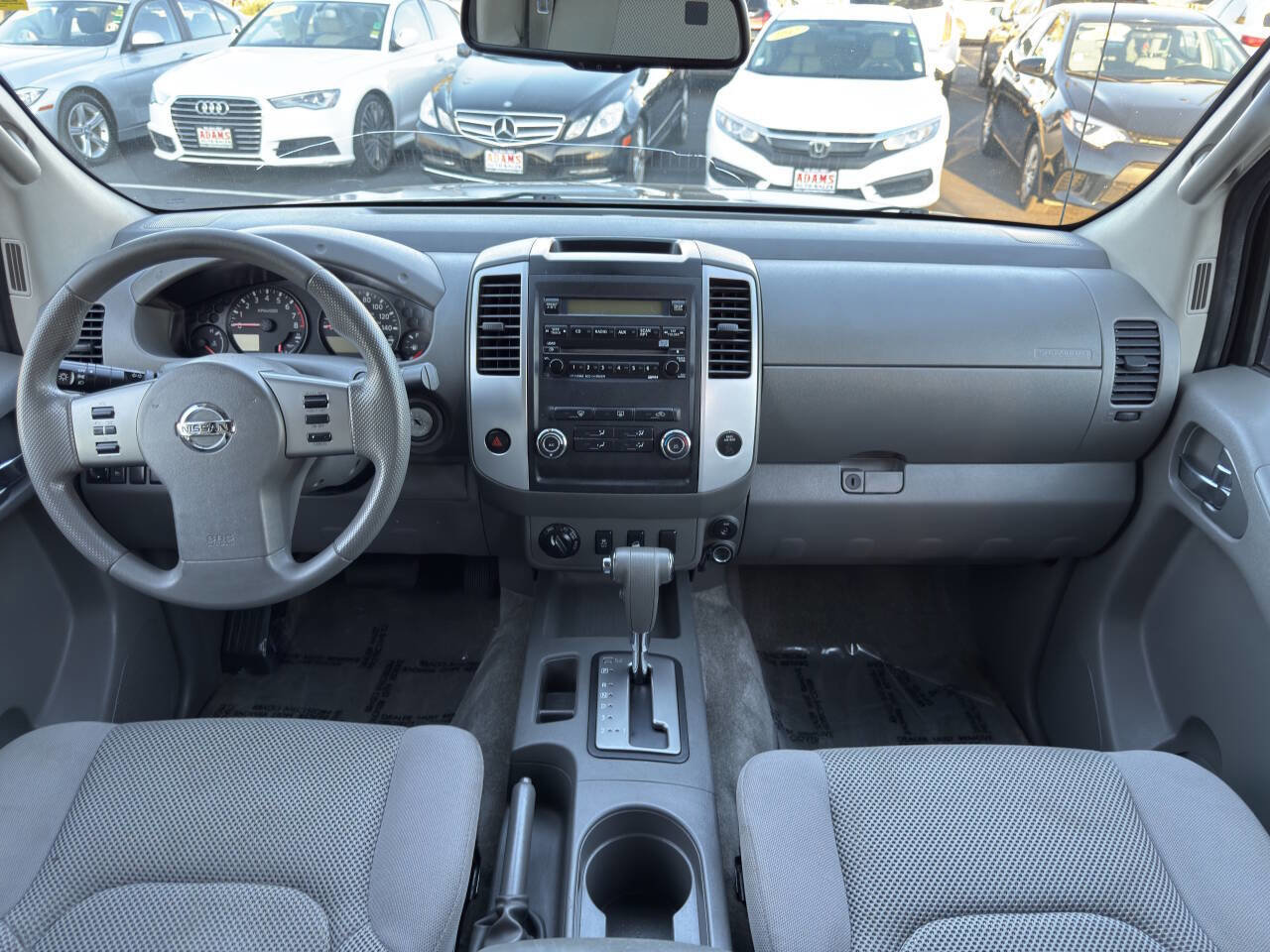 Used 2012 Nissan Frontier SV w/ SV Premium Utility Pkg AWD/4WD image 15