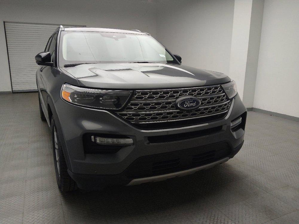Used 2023 Ford Explorer Limited w/ Equipment Group 301A RWD image 14