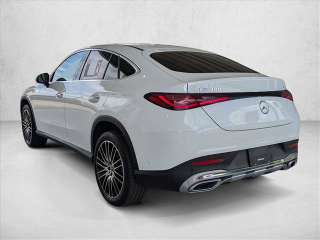 Used 2024 Mercedes-Benz GLC 300 4MATIC image 8