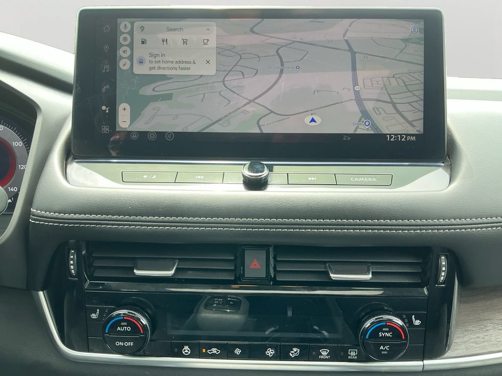 Used 2025 Nissan Rogue Platinum FWD image 17