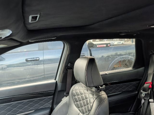 Used 2021 Hyundai Palisade Calligraphy image 3