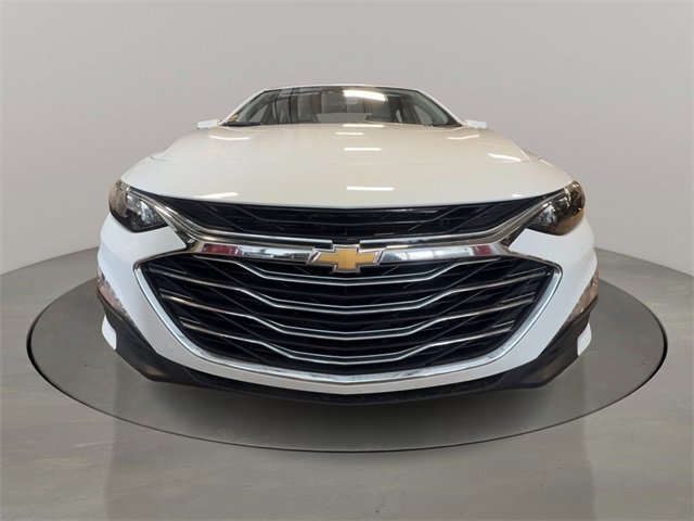 Used 2024 Chevrolet Malibu LT image 2