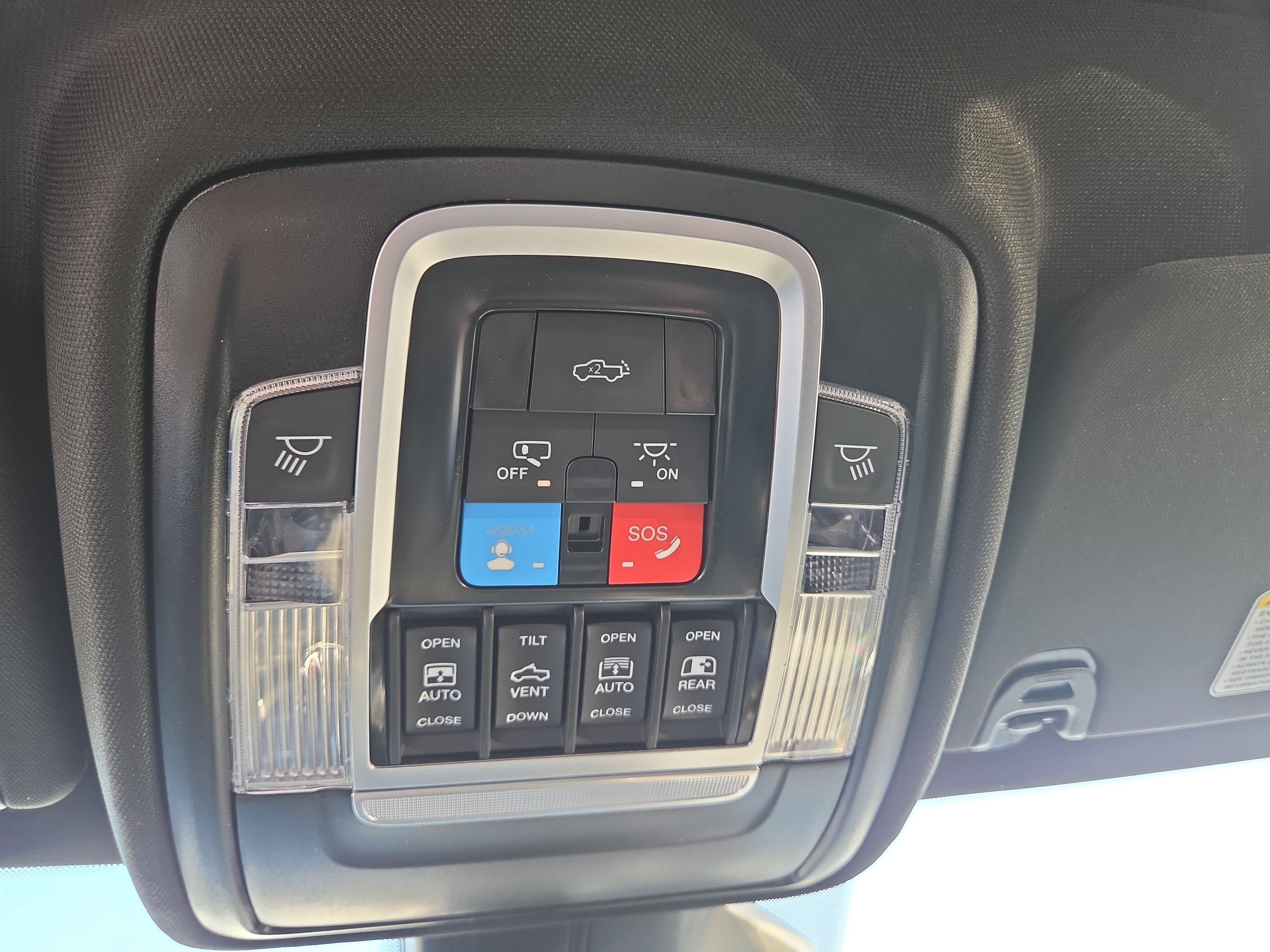 New 2027 RAM 1500 Rebel w/ Rebel Level 2 Equipment Group AWD/4WD image 9