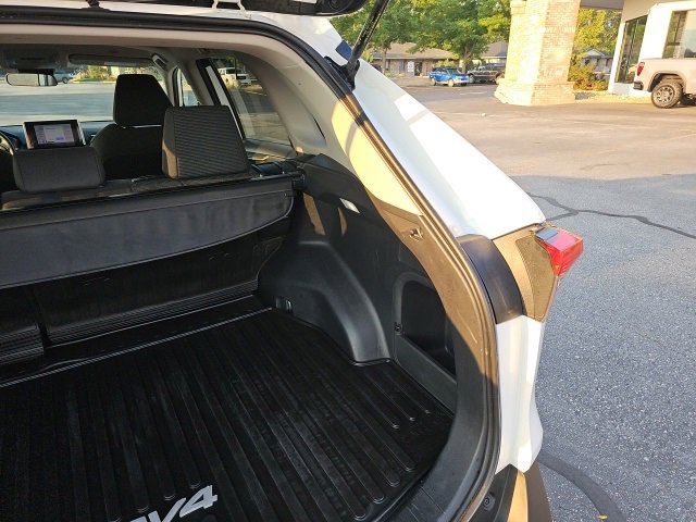 Used 2023 Toyota RAV4 LE image 11