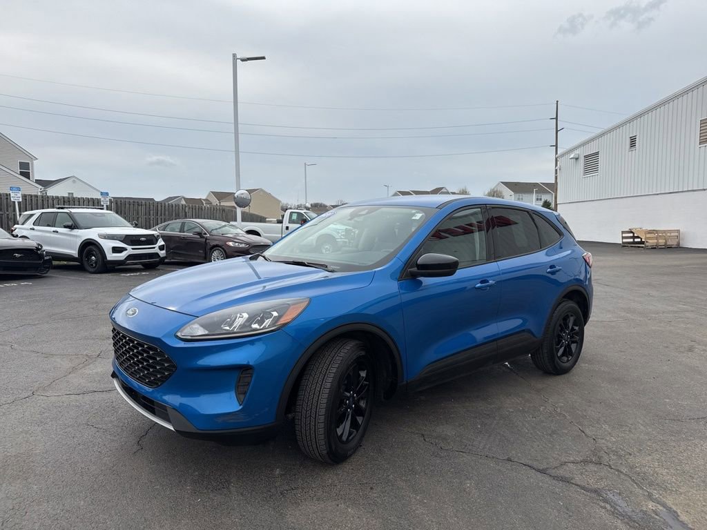 Used 2020 Ford Escape SE Sport image 40