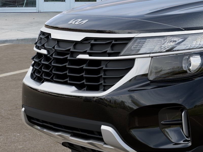 New 2026 Kia Seltos LX FWD image 12