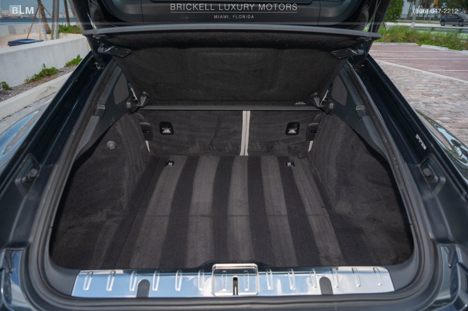 Used 2022 Porsche Panamera GTS image 13