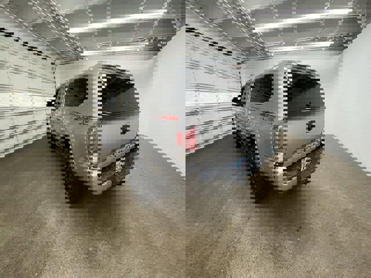 Used 2020 Toyota Tacoma TRD Sport image 4