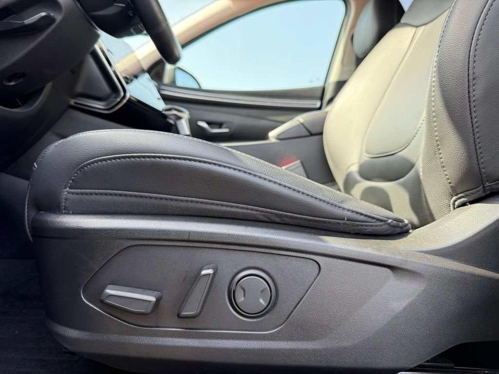 Certified 2023 Hyundai Tucson SEL w/ Convenience Package FWD image 9